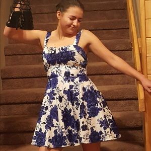 Beautiful Floral HOCO DRESS!